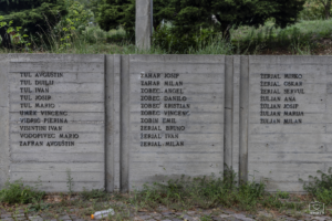 Spomenik padlim v občini Dolina
