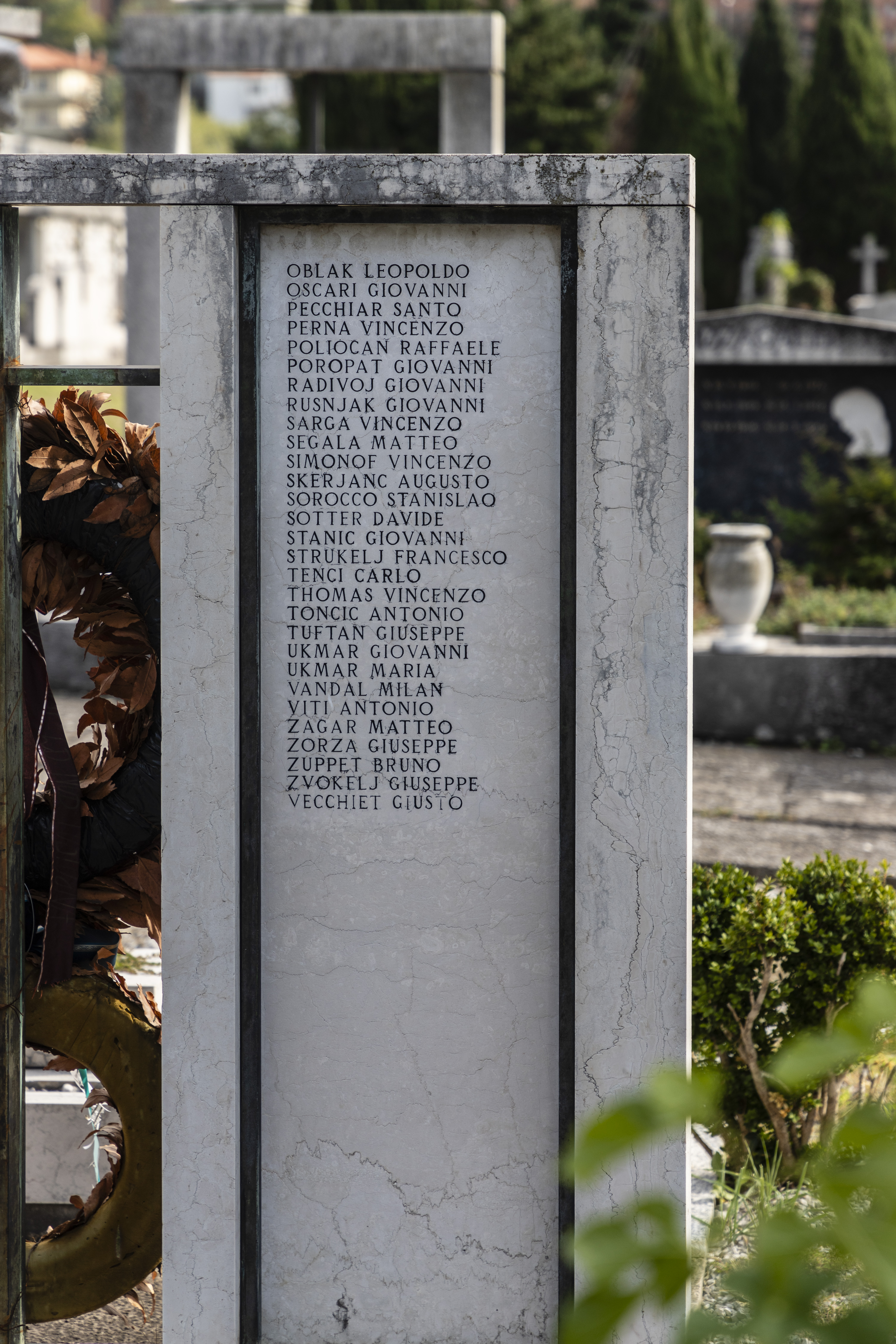 Spomenik žrtvam vojne pri sv. Ani