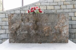 Spomenik padlim v NOB od Sv. Ane, Kolonkovca in Škednja