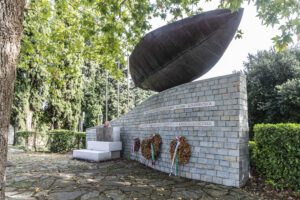 Spomenik padlim v NOB od Sv. Ane, Kolonkovca in Škednja