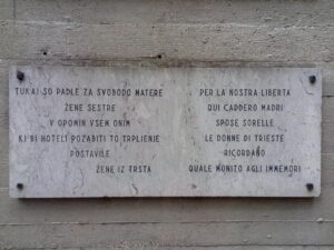 Spominska plošča v Rižarni, postavile žene iz Trsta
