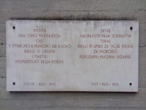 Spominska plošča v Rižarni, posvečena mučenikom Rižarne 1943-45