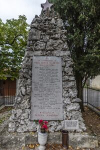Spomenik padlim iz Zgonika in Koludrovce